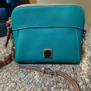 Dooney & Bourke green crossbody bag